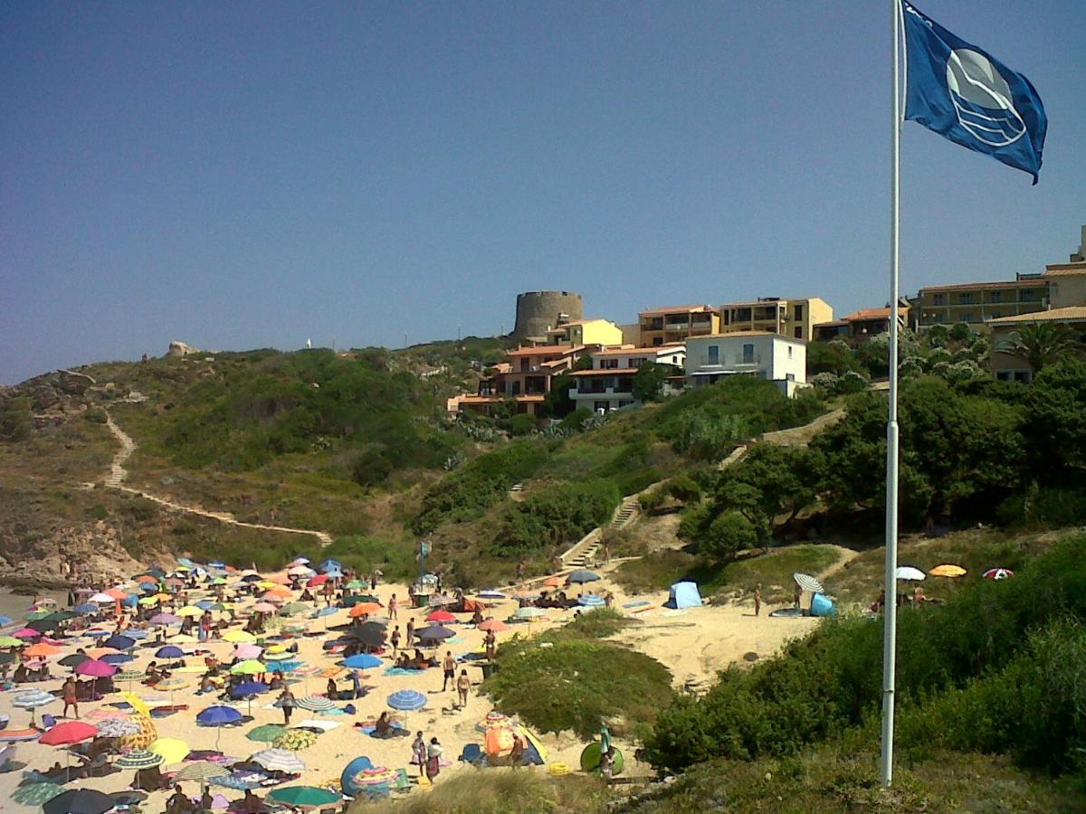 Appartamento In Paese A Santa Teresa Di Gallura Экстерьер фото